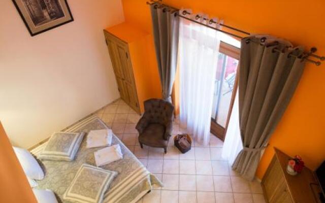 Sur les Hauteurs du Luberon-Chez Lisett