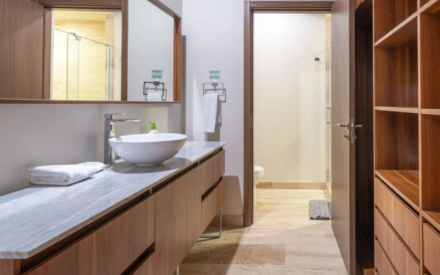 Condo Anahuac - Luxury At AWA Residences