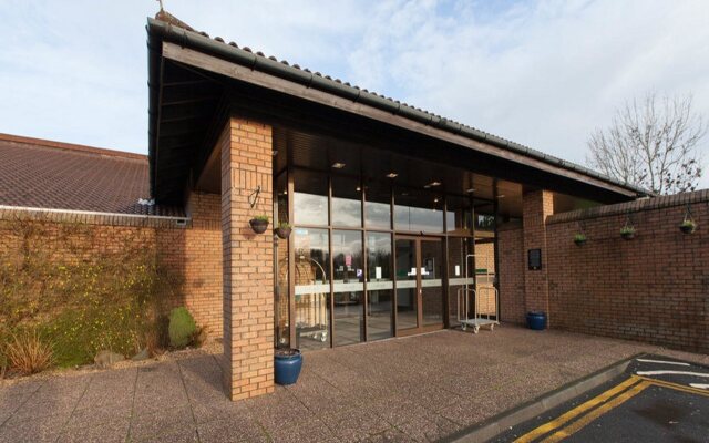 Riverside Lodge Hotel