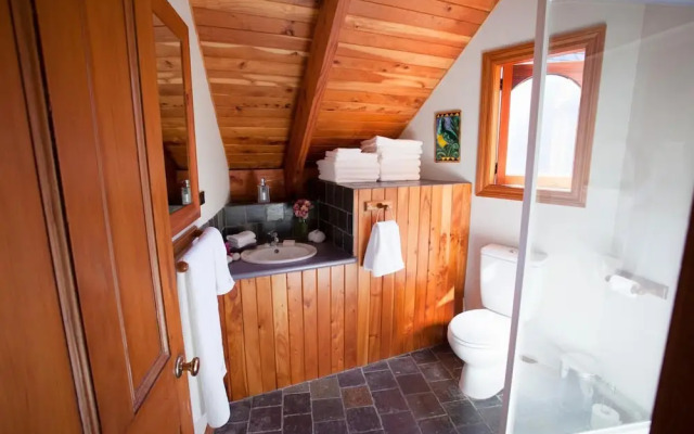 Kauri House