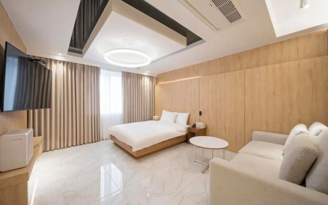 BrownDot Hotel Bong-Duk