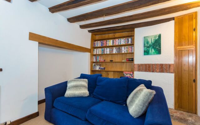 Prixford Barton 6 Bedrooms