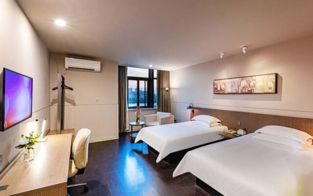 Jinjiang Inn Select Suzhou Shengze Sunhuxilu Hotel