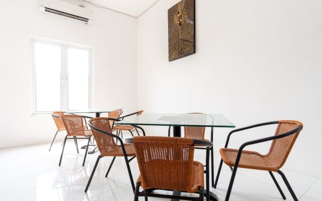 Capital O 92444 Kamojo Guest House