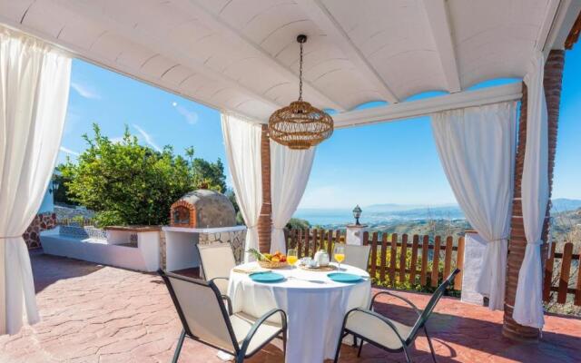 Villa Francisco Torrox by Ruralidays