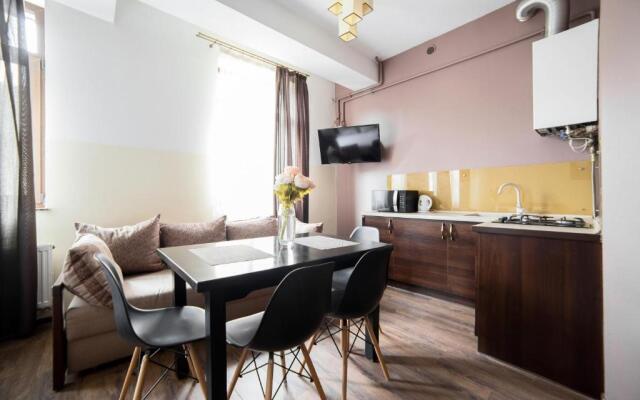 Aparthotel na Mytniy