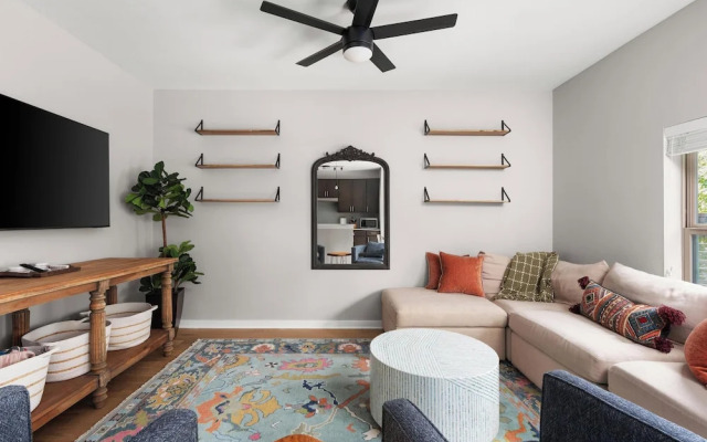 Rare 2BR in Prime Location