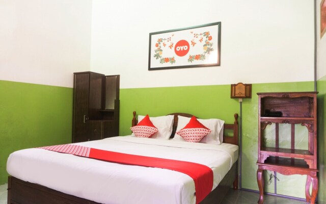 Srikandi Hotel by OYO Rooms