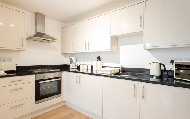 Dartford Serviced Apartment