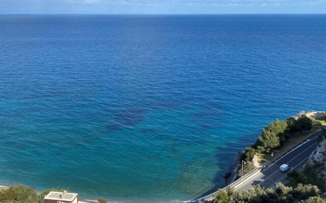 House Bergeggi by Holiday World