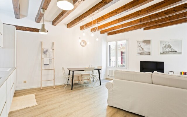 Civico 34 Central Flat