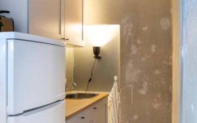 Shabby Chic Apartment  Freshly Furnished  Self Check-In