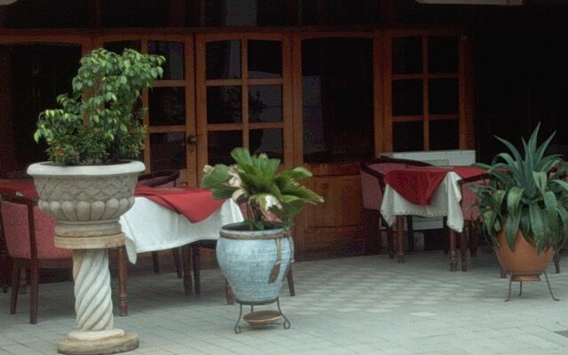 El-ELYON Residence