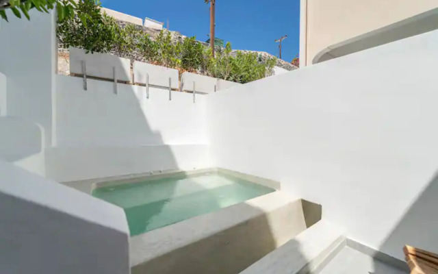 Nostos Apartments