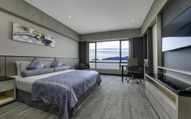 The Pacific Sutera Hotel - Image 2