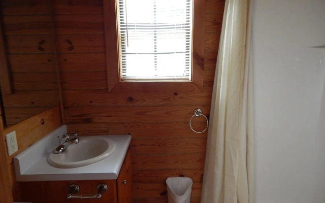 Riverside Log Cabins