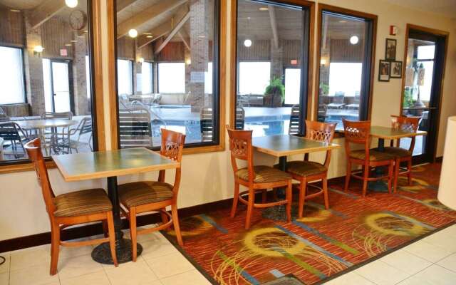 Country Hearth Inn & Suites Kenton
