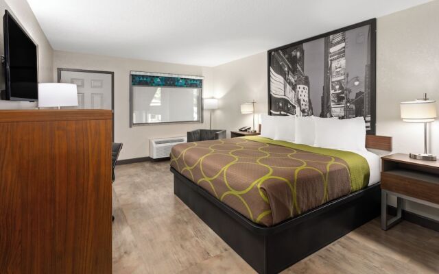 Super 8 Prattville/Montgomery