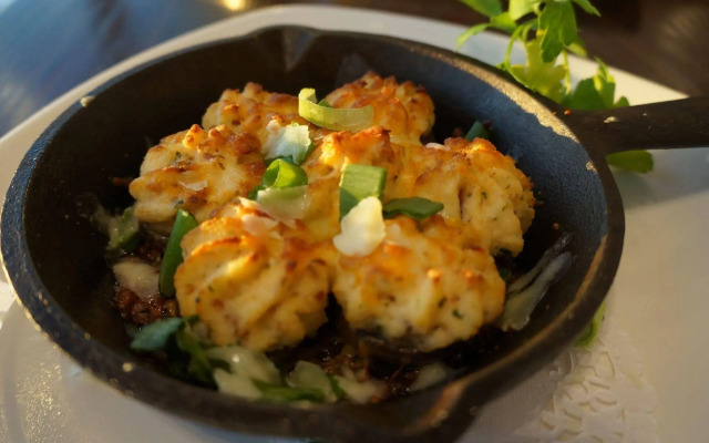 Clarion Lakeside Inn & Conference Centre