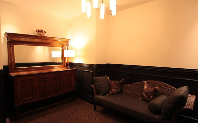 Kizashi The Suite