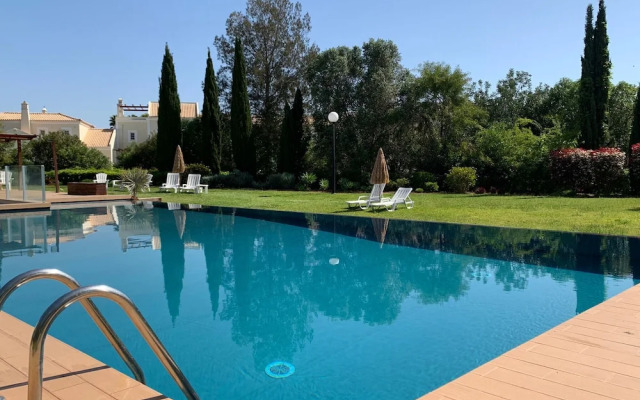 Vilamoura Club Villa 2 by Homing