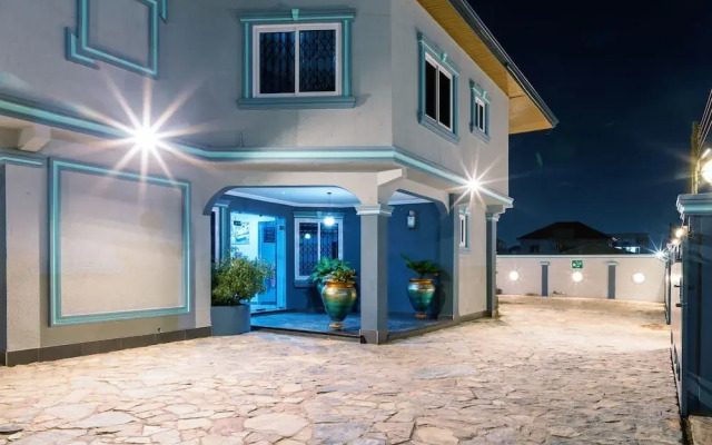 BlueGreen Guest House