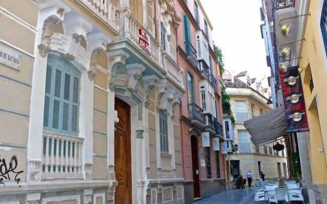 Cozy Flat Niño de Guevara