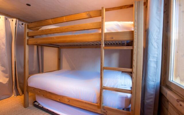 Bosset - Appartement, style chalet. Bien équipé avec cheminée.