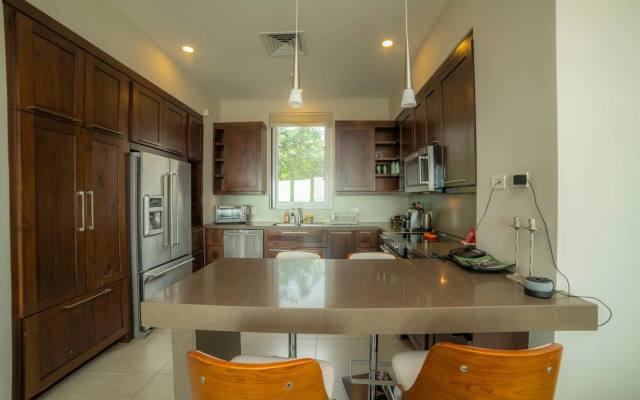 Best Views in Los Sueños 3 bdr Miramar