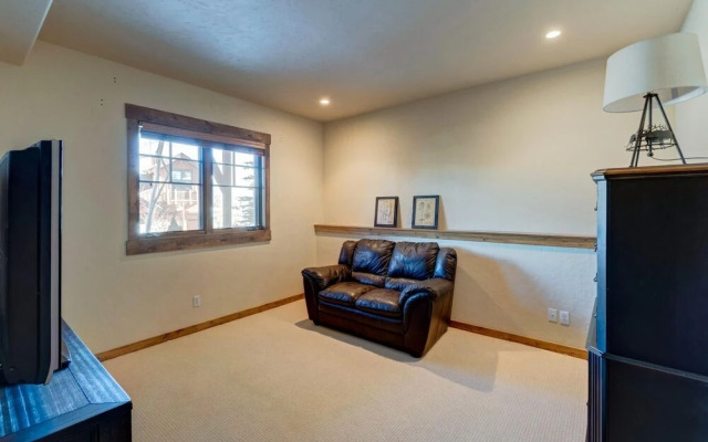 Bear Trail Luxury 5 Bedroom Townhouse