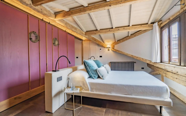 Corte Rubbi 11 Secret Terrace Apartment