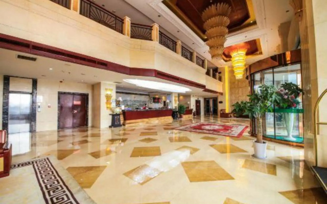 Yinan Hotel (Zhisheng Hot Spring Resort No.2 Building)