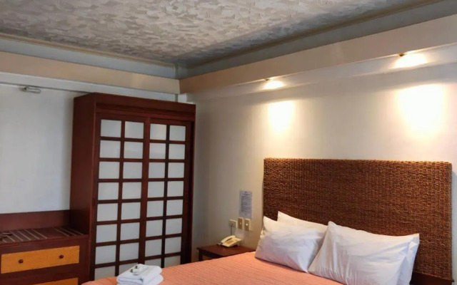 Wild Orchid Beach Resort