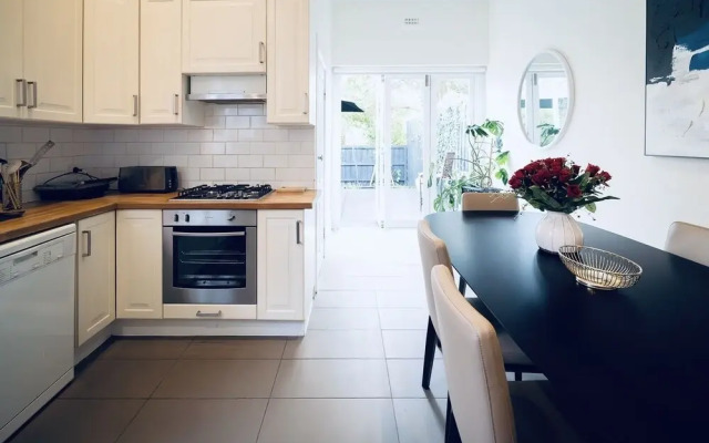 3 GrandKing executive Art living house