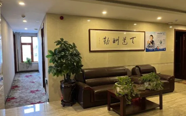 Dunhua Bosheng Hotel