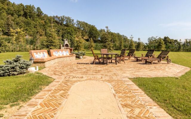 JOIVY MAS Avilo Villa Bobbio