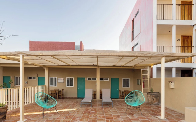 Las Arenas Bungalows Melaque