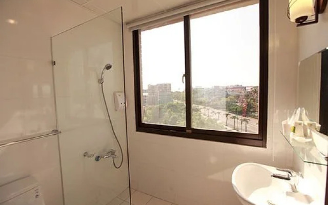 I See U 298 Hostel
