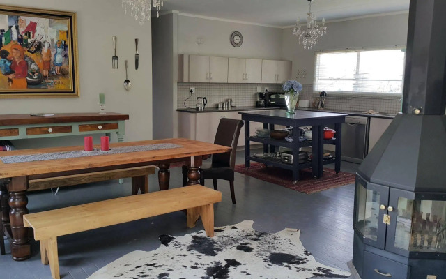 Golden View Luxury Self Catering