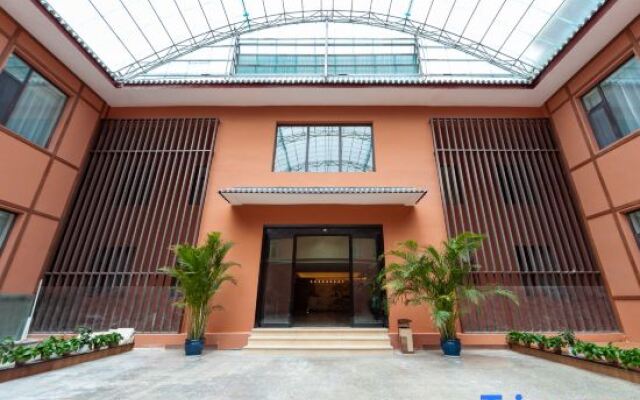 Wutaishan Yishe Hotel