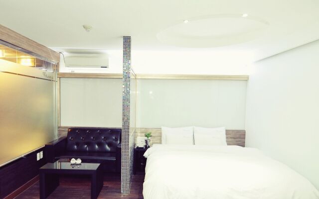 Haeundae WA Hotel