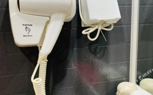 Shangkeyou Hotel(Dayanta Subway entrance)