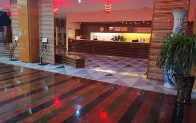 Xinlongmen Fenglv Hot Spring Hotel