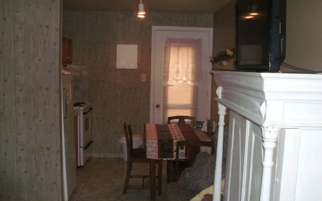 Motel Fleur De Lys