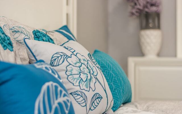 Waters Avenue Unit B