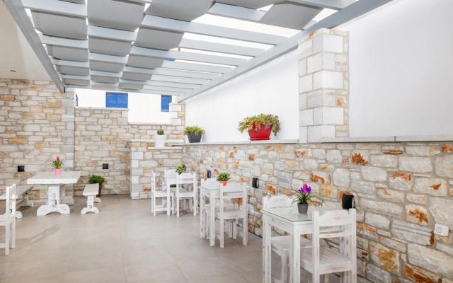 Katerina Roza Studios - Heartfelt Hospitality in the City