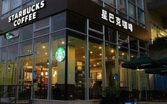 PengChengLijing Hotel (Zhuhai Gongbei Port Qinglv South Road)