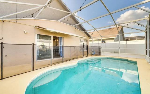 8 Mi to Disney Parks: Poolside Paradise!