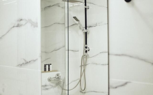 Art Pantheon Apartment (Three-Bedrooms)