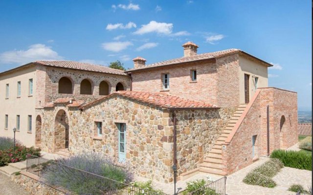 "villa Aquila on two Floors - Cignella Resort Tuscany"